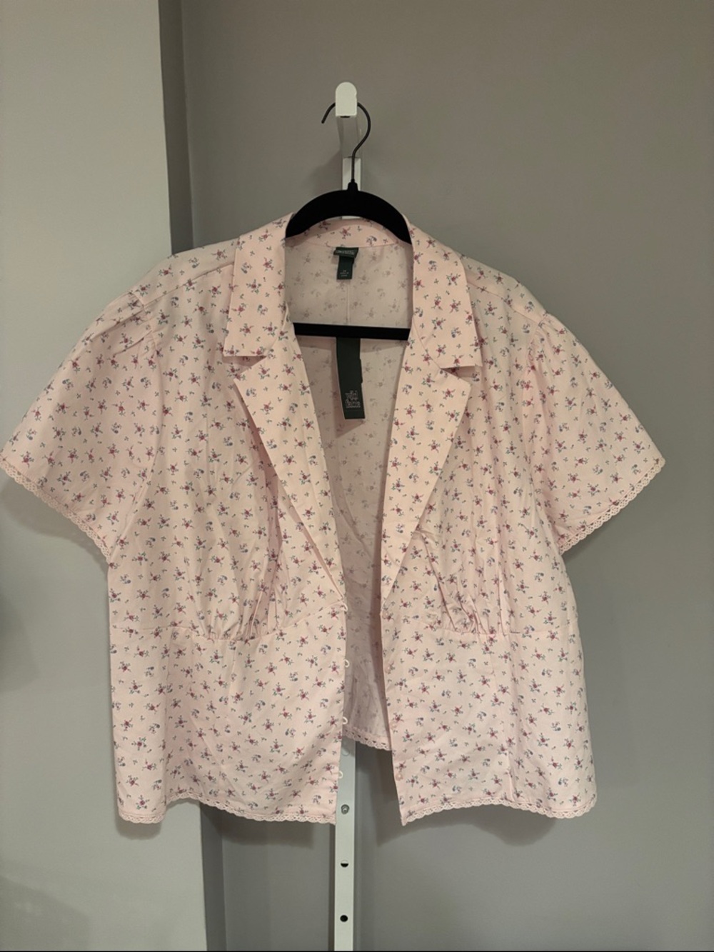 wild fable Light Pink Floral Button-Up Blouse